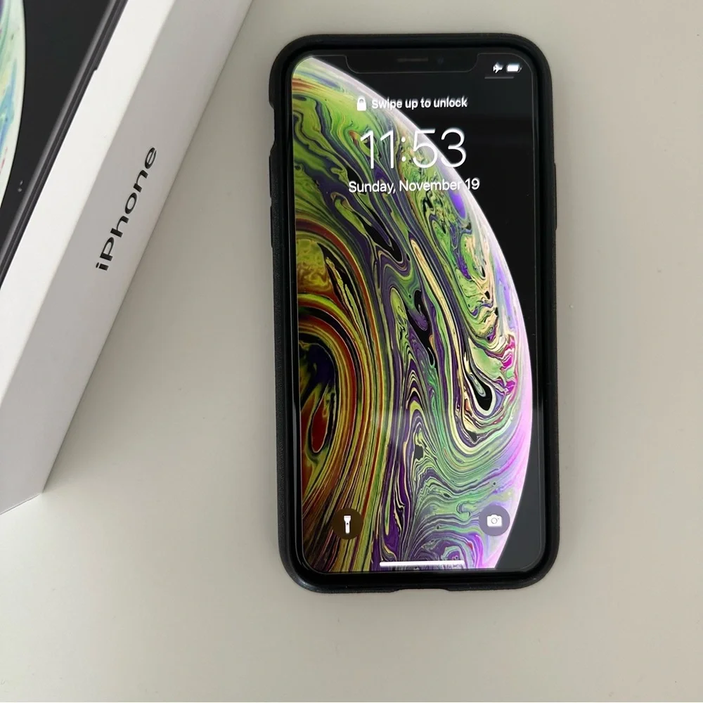 Apple iPhone Xs in Space Gray 256GB Unlocked Like New Condition